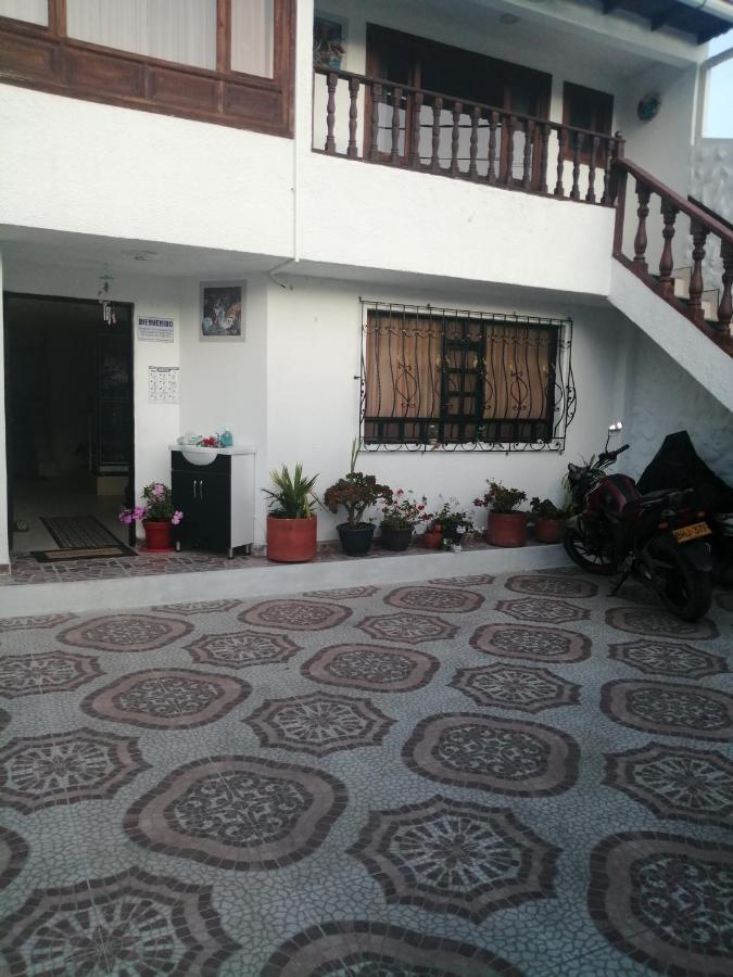 Hospedaje El Mirador Iza Bagian luar foto