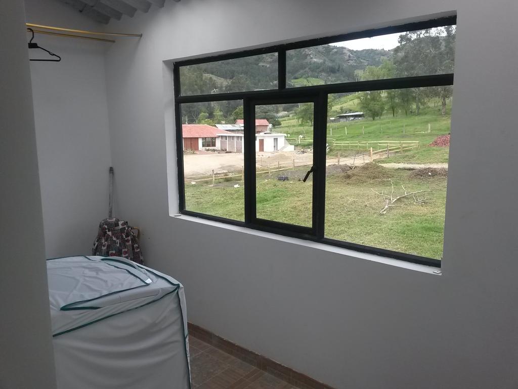 Hospedaje El Mirador Iza Bagian luar foto