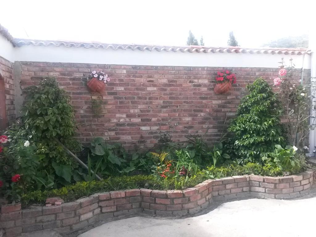 Hospedaje El Mirador Iza Bagian luar foto